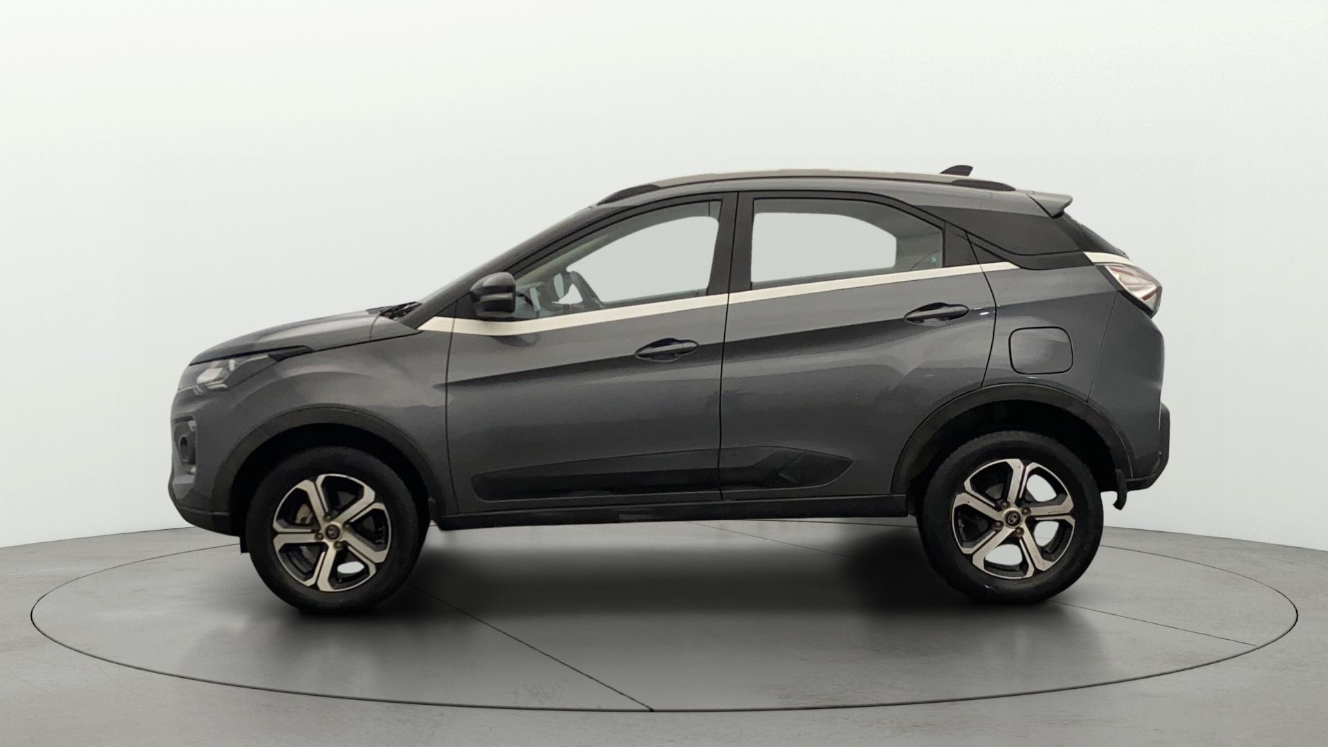 View 2021 Tata Nexon Revotron XE Image 6 Used 2021 Tata Nexon Revotron XE Image 6