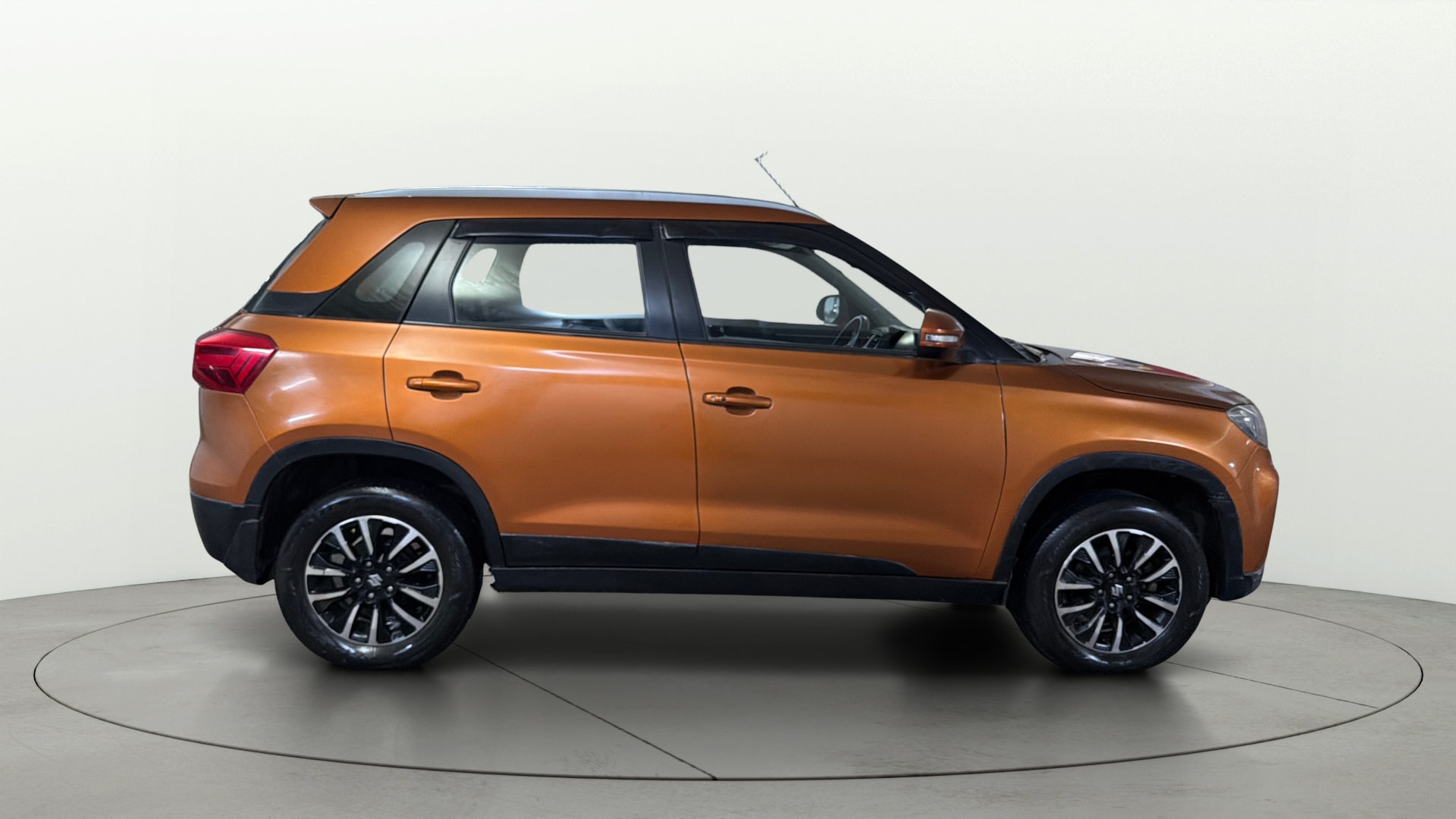 View 2022 Maruti Suzuki 1000 Base Variant Image 9 Used 2022 Maruti Suzuki 1000 Base Variant Image 9