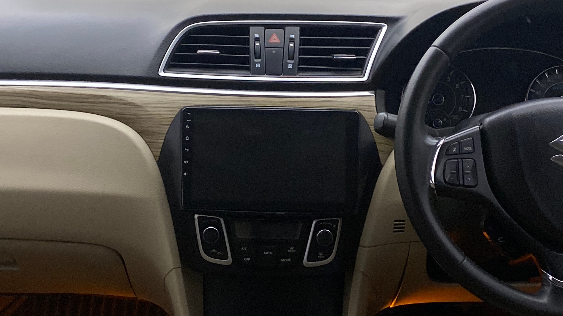 View 2019 Maruti Suzuki 1000 Base Variant Image 32 Used 2019 Maruti Suzuki 1000 Base Variant Image 32