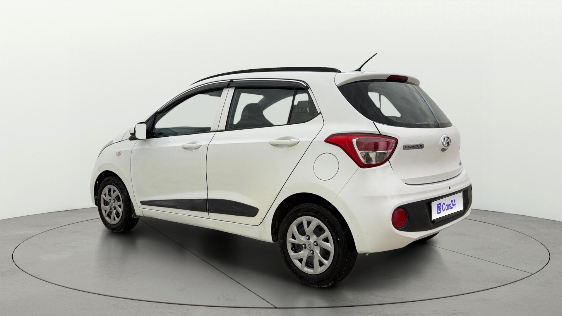View 2019 Hyundai Grand i10 Magna 1.2 Kappa VTVT Image 2 Used 2019 Hyundai Grand i10 Magna 1.2 Kappa VTVT Image 2