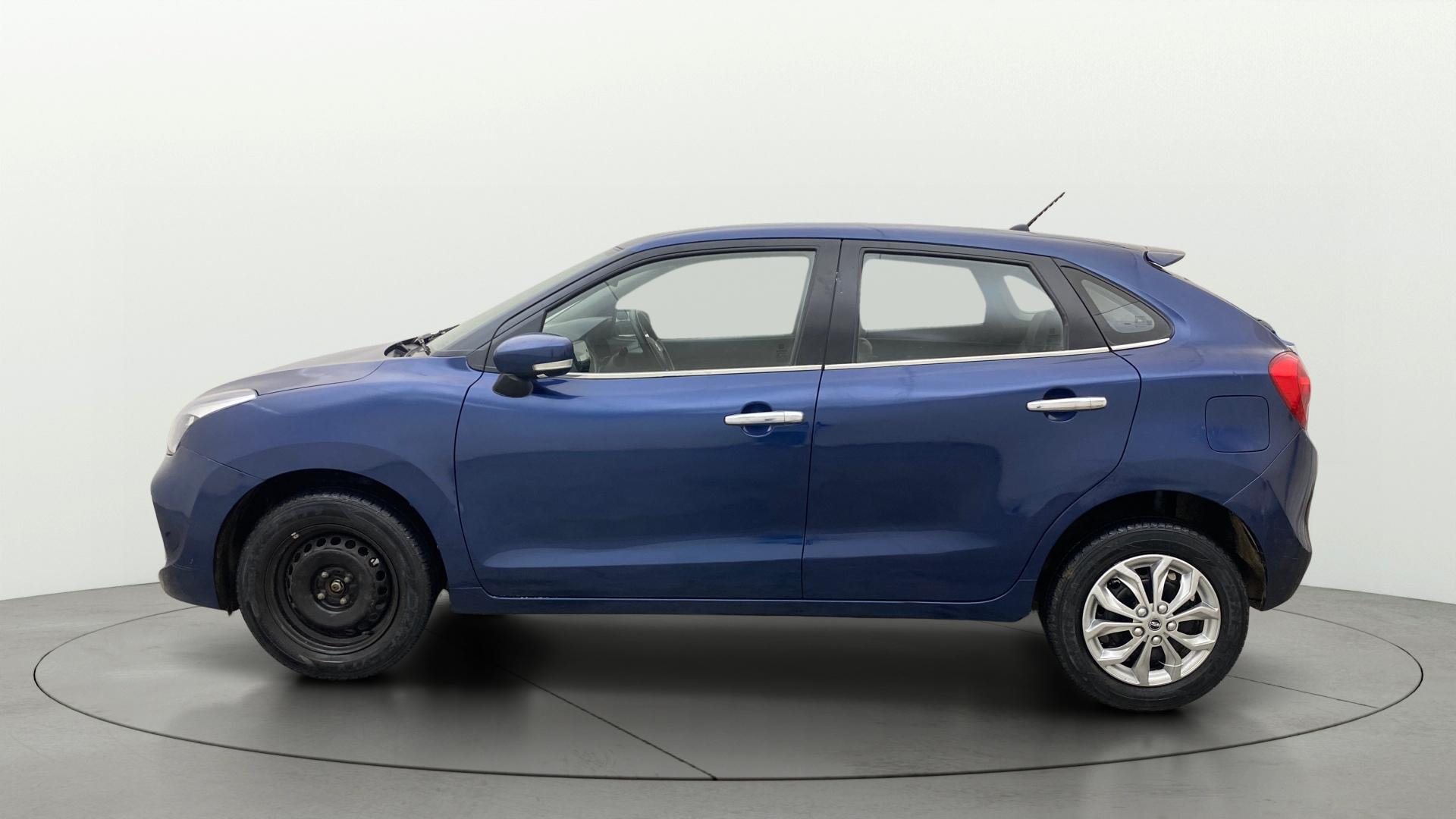 View 2020 Maruti Suzuki 1000 Base Variant Image 5 Used 2020 Maruti Suzuki 1000 Base Variant Image 5