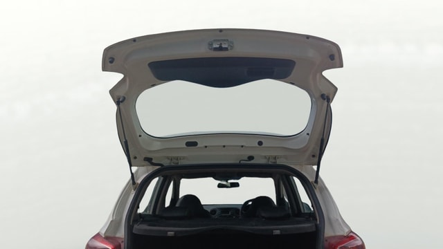 View Hyundai Grand i10 Image 31 Used Hyundai Grand i10 Image 31