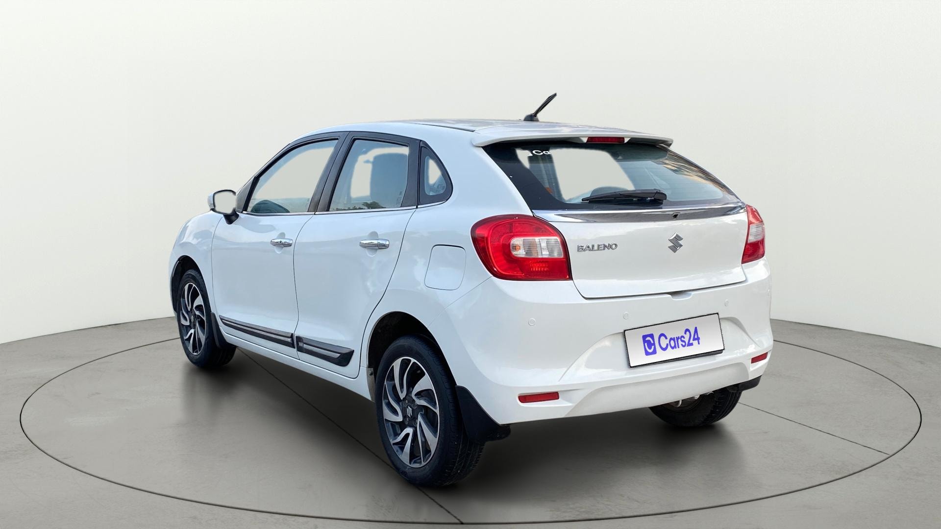 View 2019 Maruti Suzuki 1000 Base Variant Image 2 Used 2019 Maruti Suzuki 1000 Base Variant Image 2