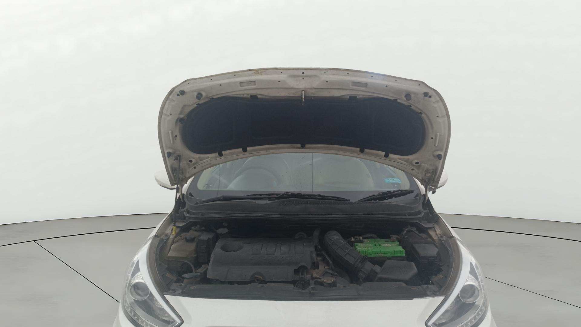 View 2014 Hyundai Fluidic Verna 1.6 VTVT SX Image 20 Used 2014 Hyundai Fluidic Verna 1.6 VTVT SX Image 20