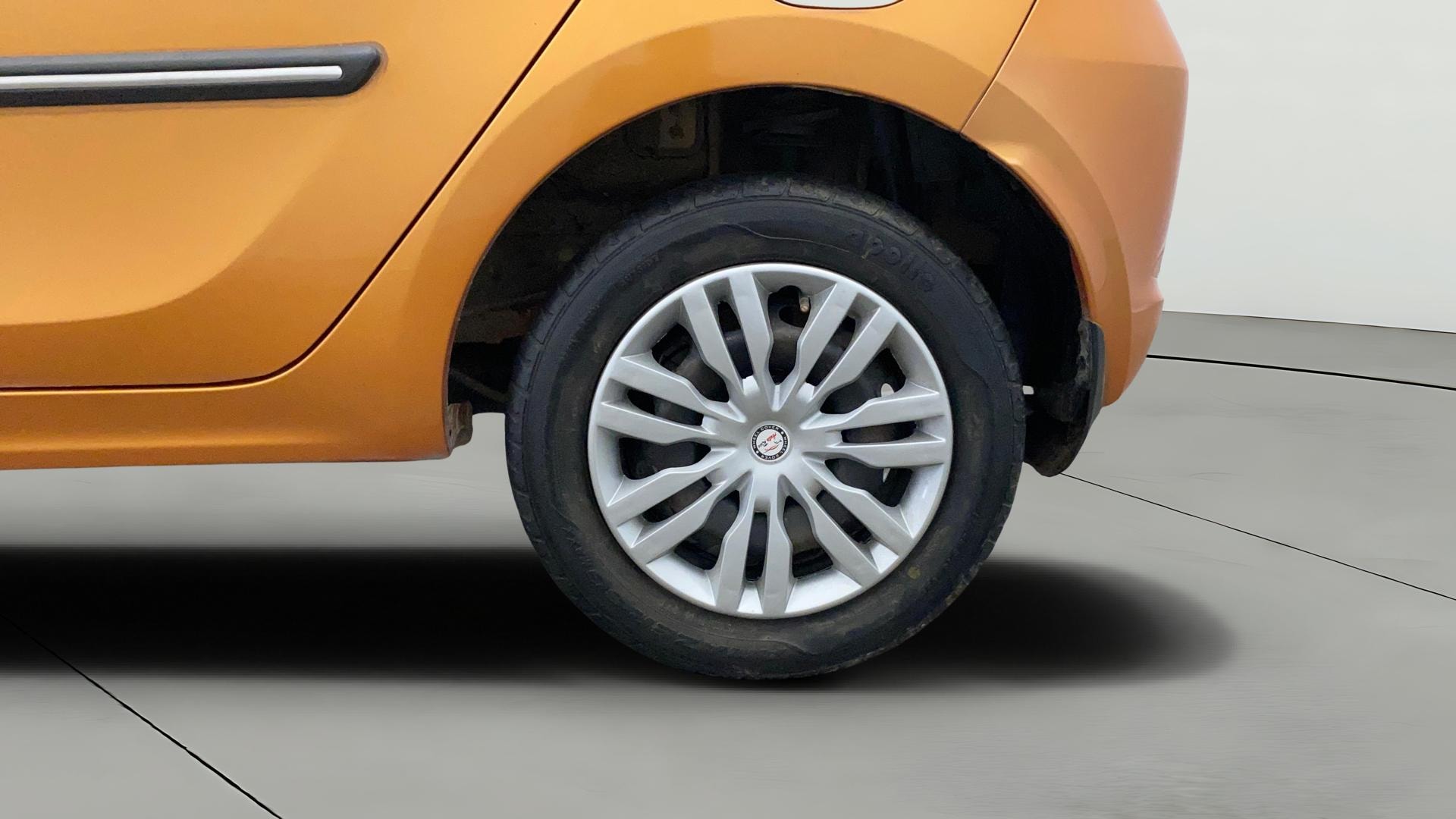 View 2018 Tata Tiago Revotorq XB Image 11 Used 2018 Tata Tiago Revotorq XB Image 11