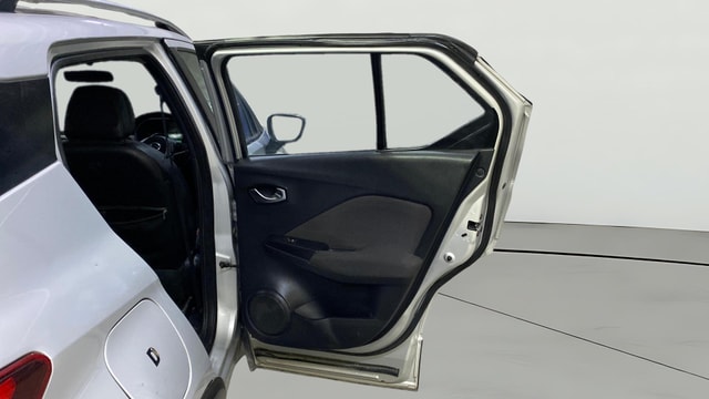 View Nissan Kicks Image 7 Used Nissan Kicks Image 7