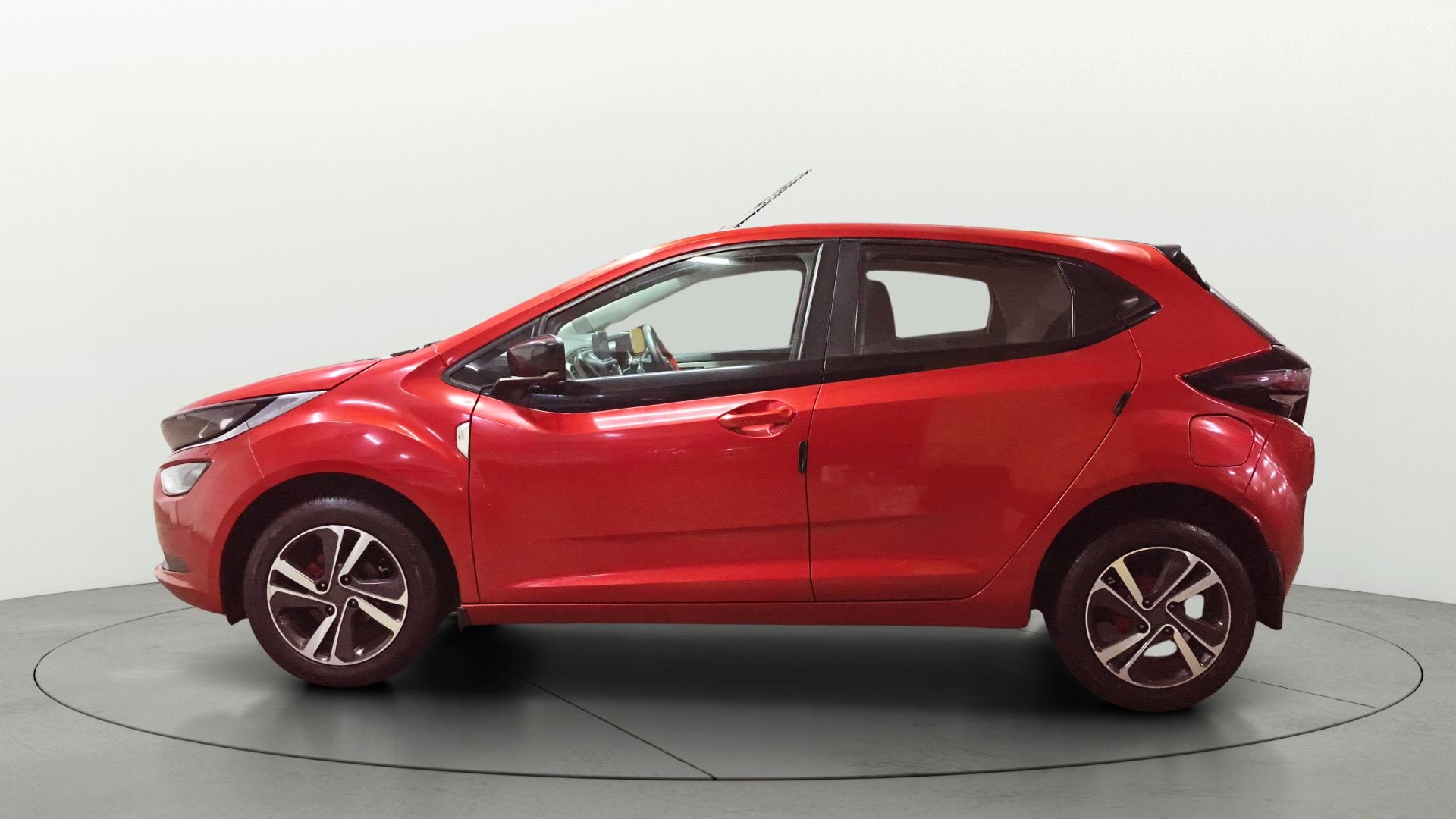 View 2021 Tata Altroz XZ Petrol Image 27 Used 2021 Tata Altroz XZ Petrol Image 27
