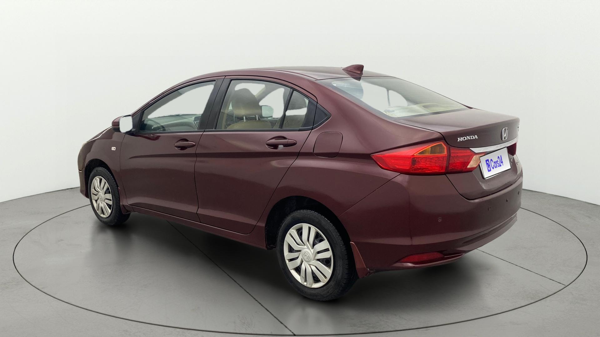 View 2016 Honda City ZX MT Diesel Anniversary Edition Image 2 Used 2016 Honda City ZX MT Diesel Anniversary Edition Image 2