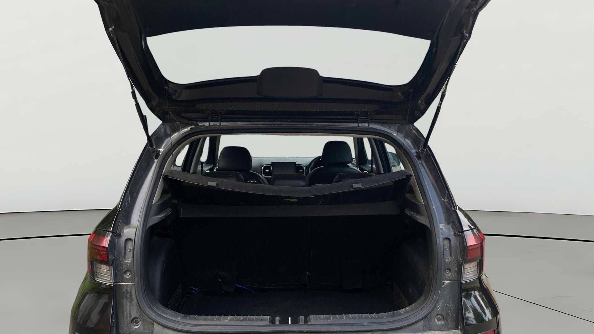 View 2023 Hyundai Venue S 1.2 Petrol Image 36 Used 2023 Hyundai Venue S 1.2 Petrol Image 36
