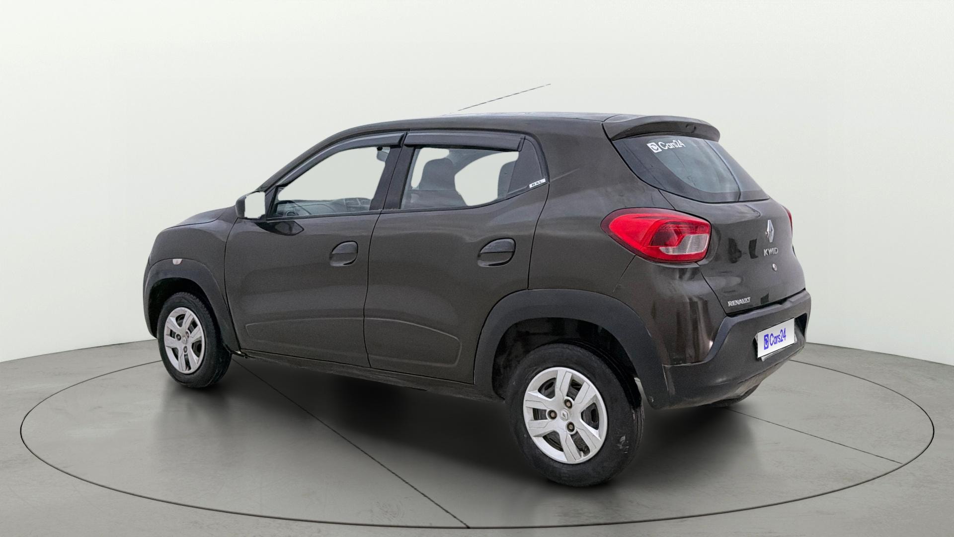 View 2017 Renault Kwid RXL Image 2 Used 2017 Renault Kwid RXL Image 2