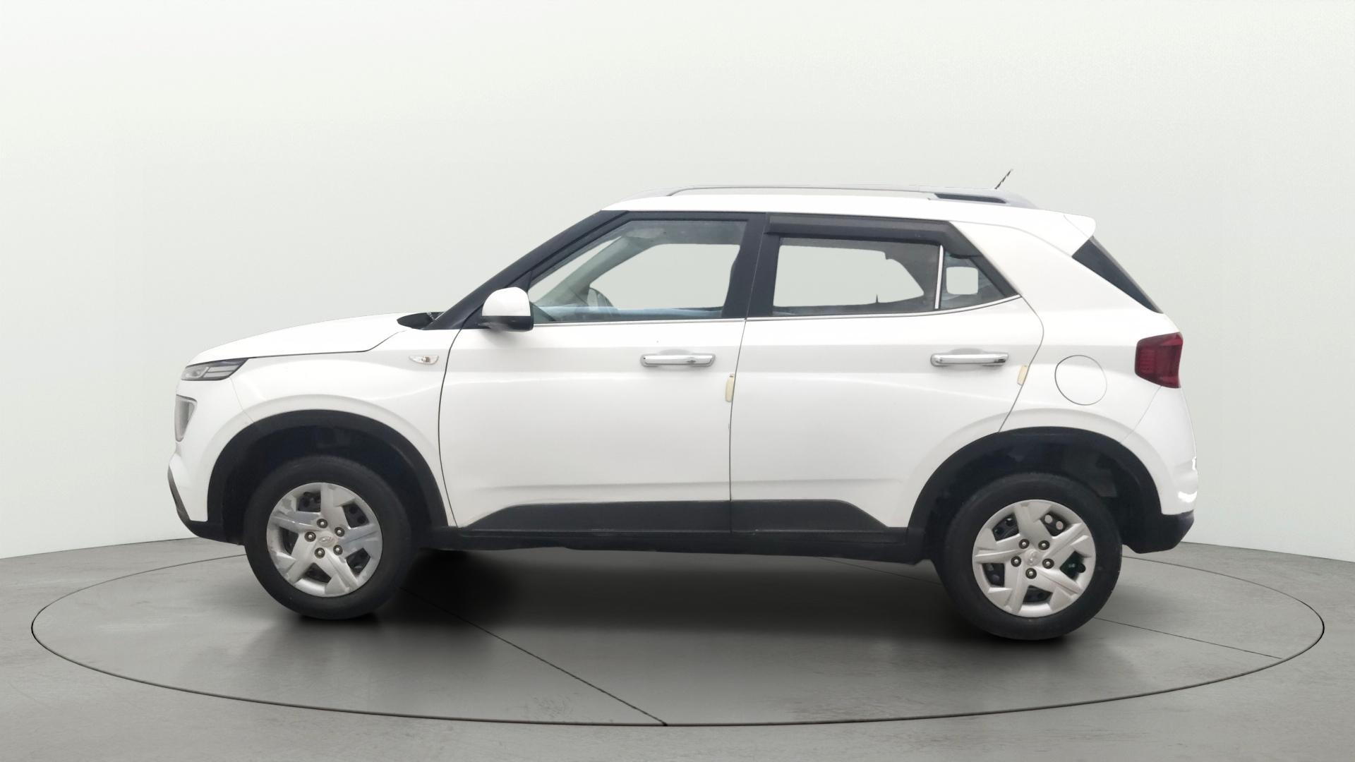 View 2022 Hyundai Venue S 1.2 Petrol Image 5 Used 2022 Hyundai Venue S 1.2 Petrol Image 5