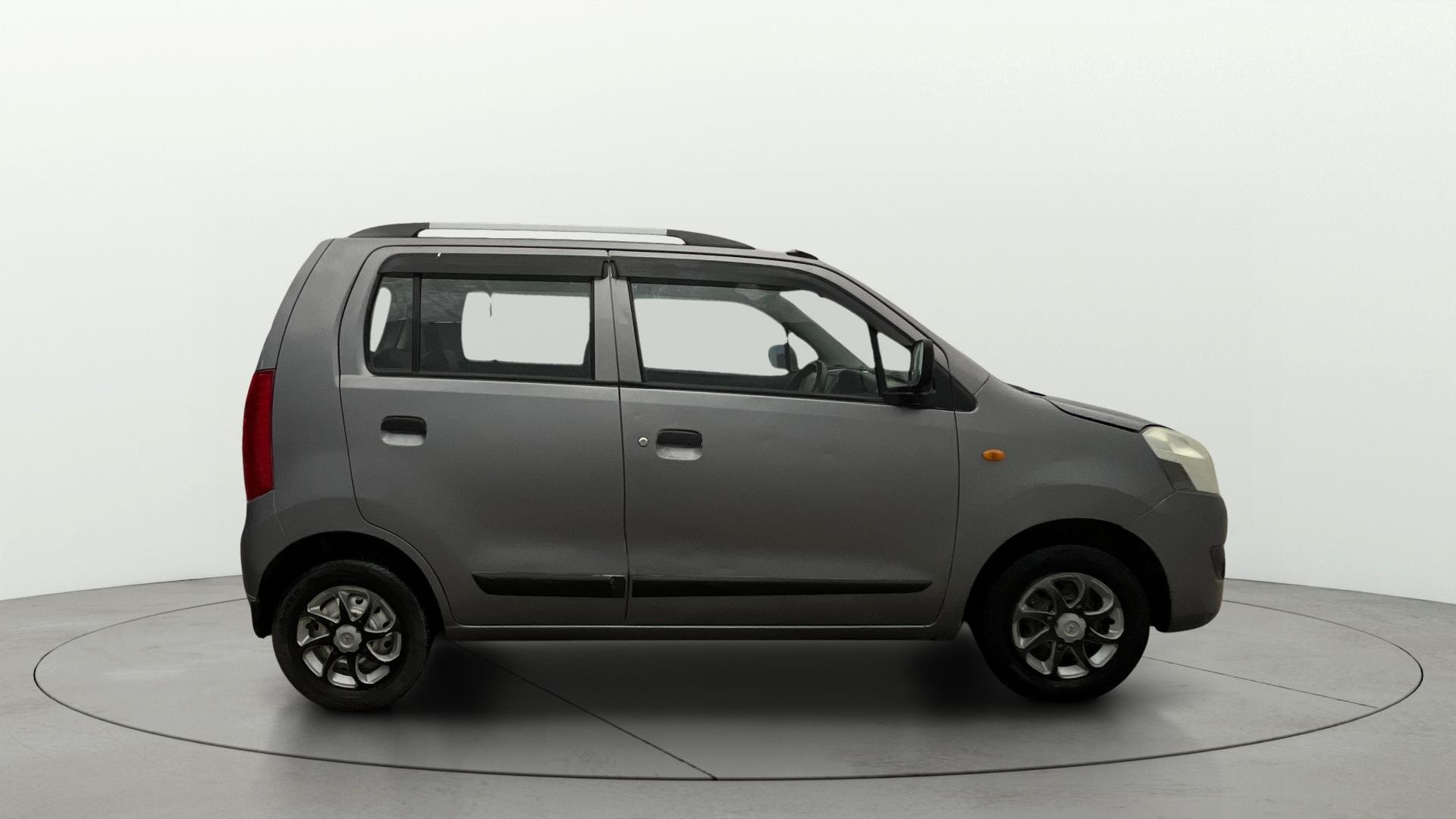 View 2015 Maruti Suzuki 1000 Base Variant Image 8 Used 2015 Maruti Suzuki 1000 Base Variant Image 8
