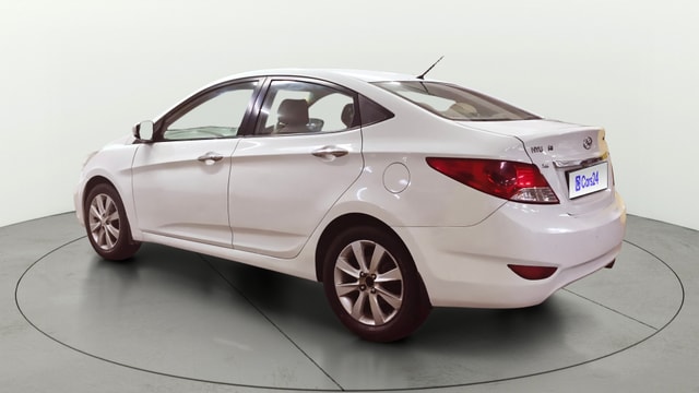 View Hyundai Fluidic Verna Image 2 Used Hyundai Fluidic Verna Image 2