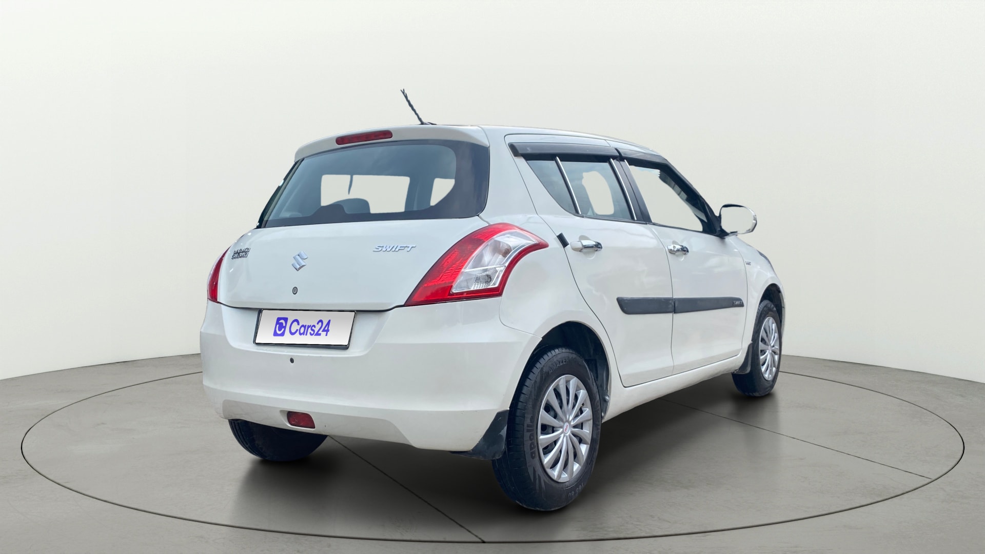 View 2017 Maruti Suzuki 1000 Base Variant Image 42 Used 2017 Maruti Suzuki 1000 Base Variant Image 42