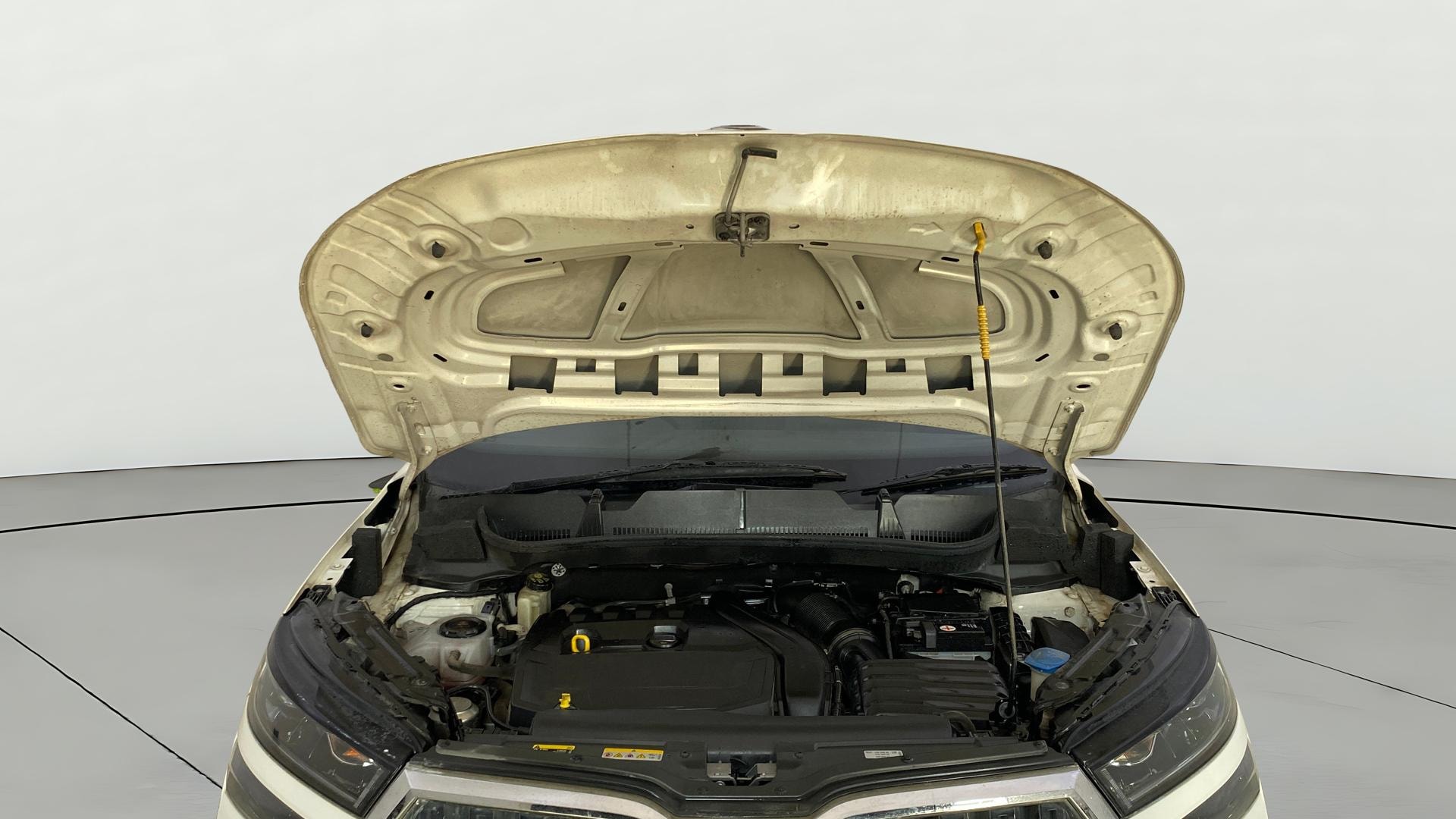 View 2023 Skoda Kushaq Style 1.5 TSI MT Image 33 Used 2023 Skoda Kushaq Style 1.5 TSI MT Image 33