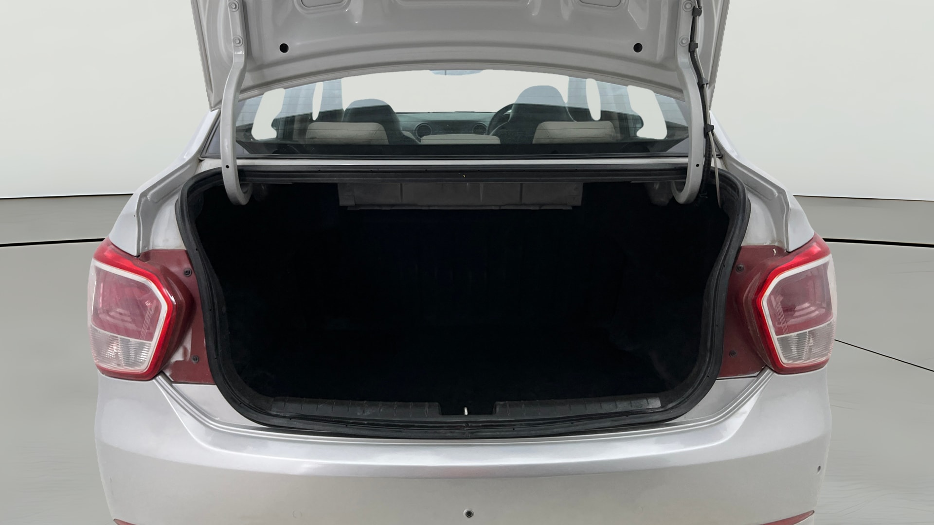 Used 2013 Hyundai Xcent Used 2013 Hyundai Xcent