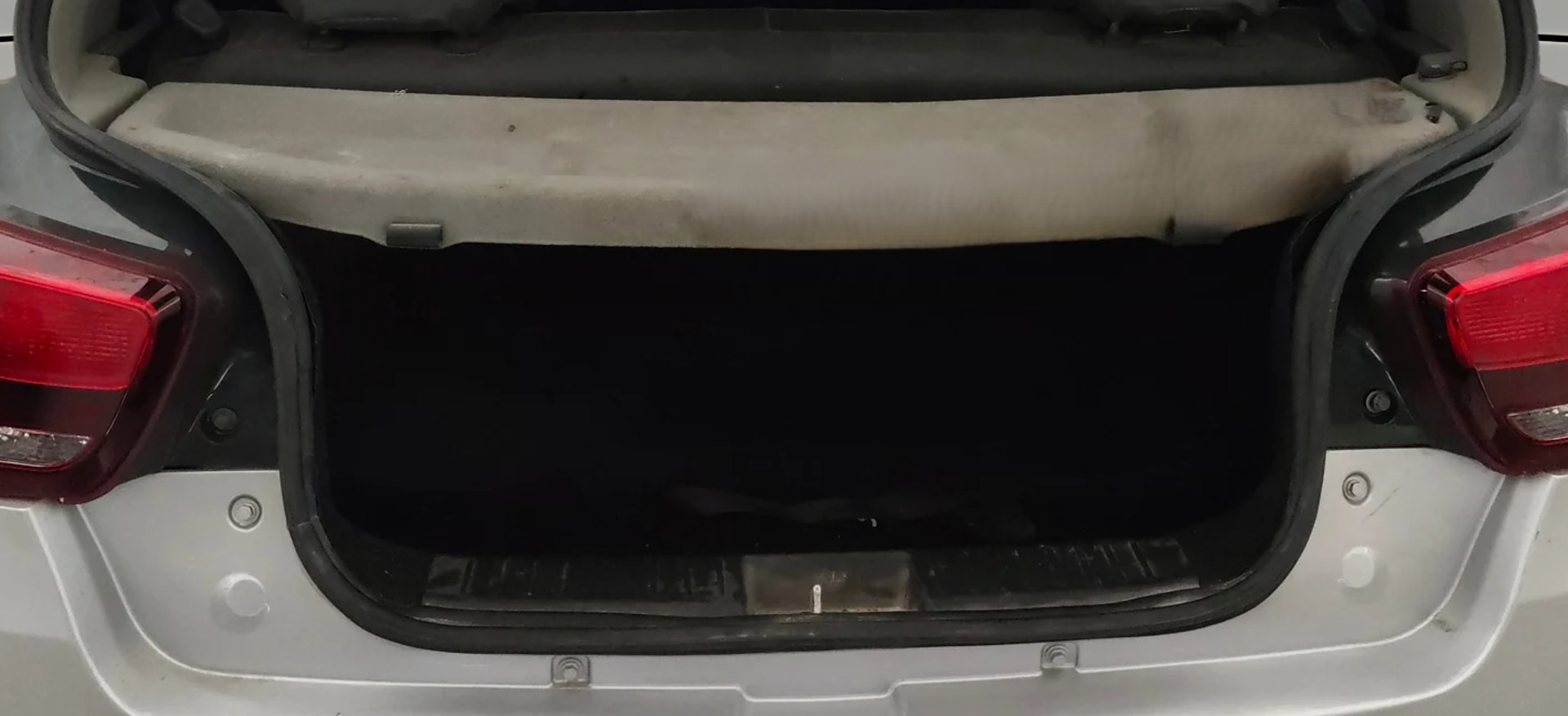 Used 2017 Mahindra KUV100 Used 2017 Mahindra KUV100