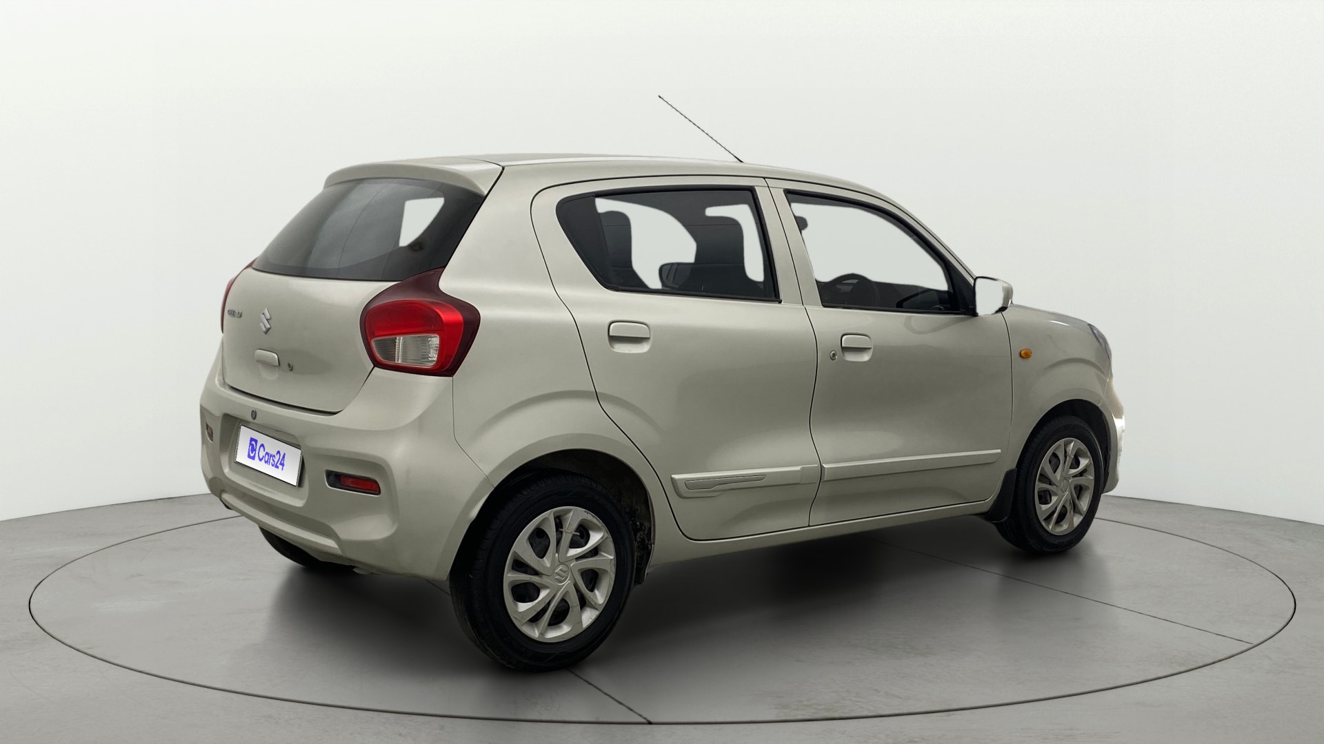 View 2022 Maruti Suzuki 1000 Base Variant Image 42 Used 2022 Maruti Suzuki 1000 Base Variant Image 42