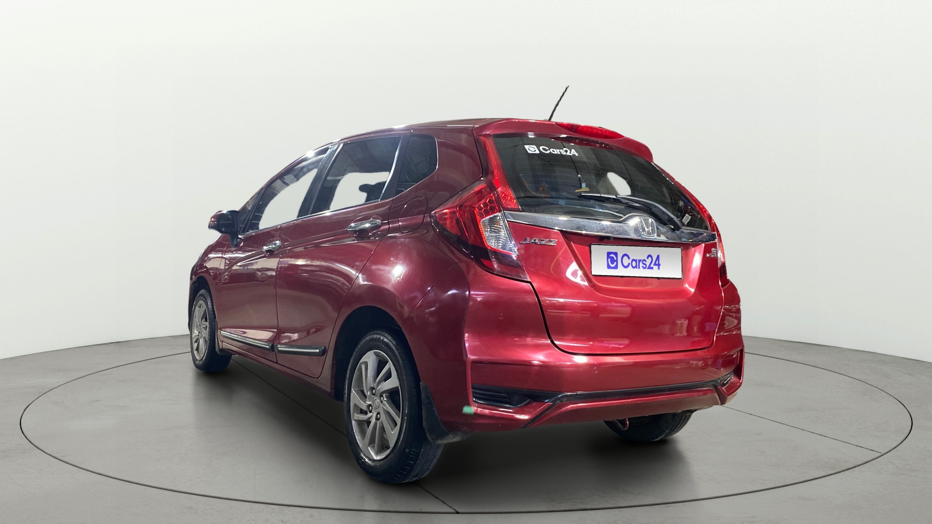 View 2021 Honda Jazz E MT Diesel Image 2 Used 2021 Honda Jazz E MT Diesel Image 2