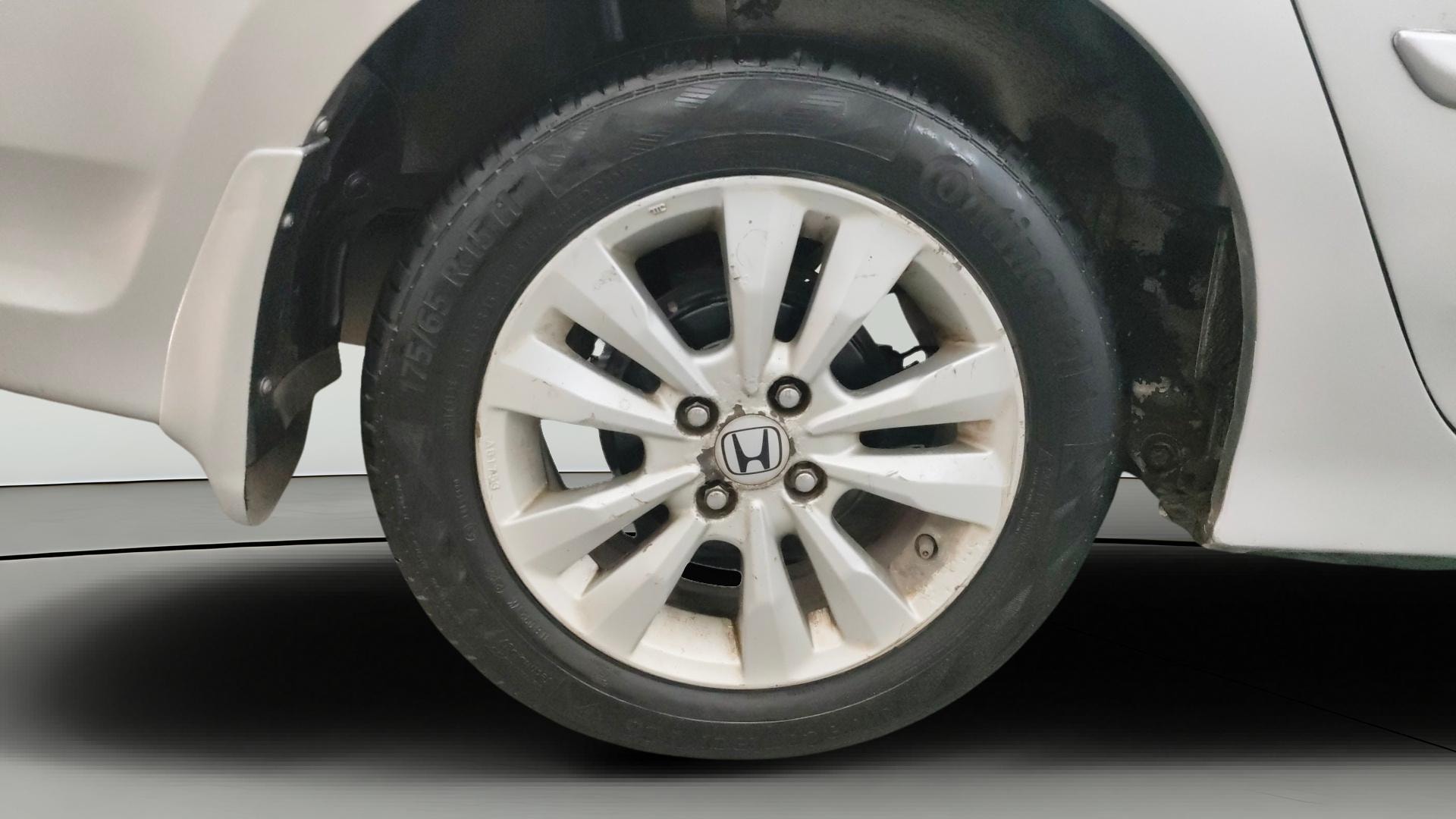 View 2013 Honda City ZX MT Diesel Anniversary Edition Image 23 Used 2013 Honda City ZX MT Diesel Anniversary Edition Image 23