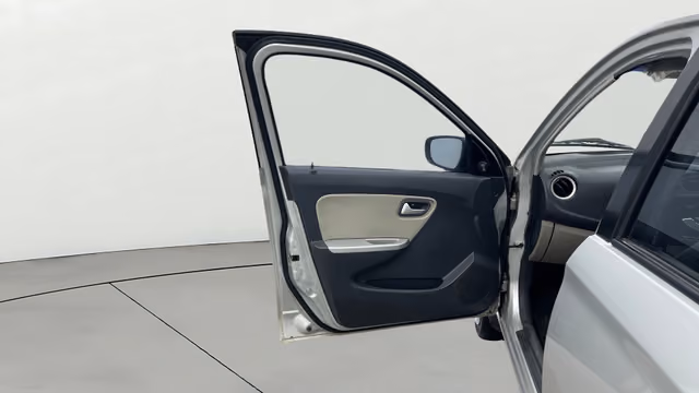 View Maruti Suzuki Alto K10 Image 30 Used Maruti Suzuki Alto K10 Image 30