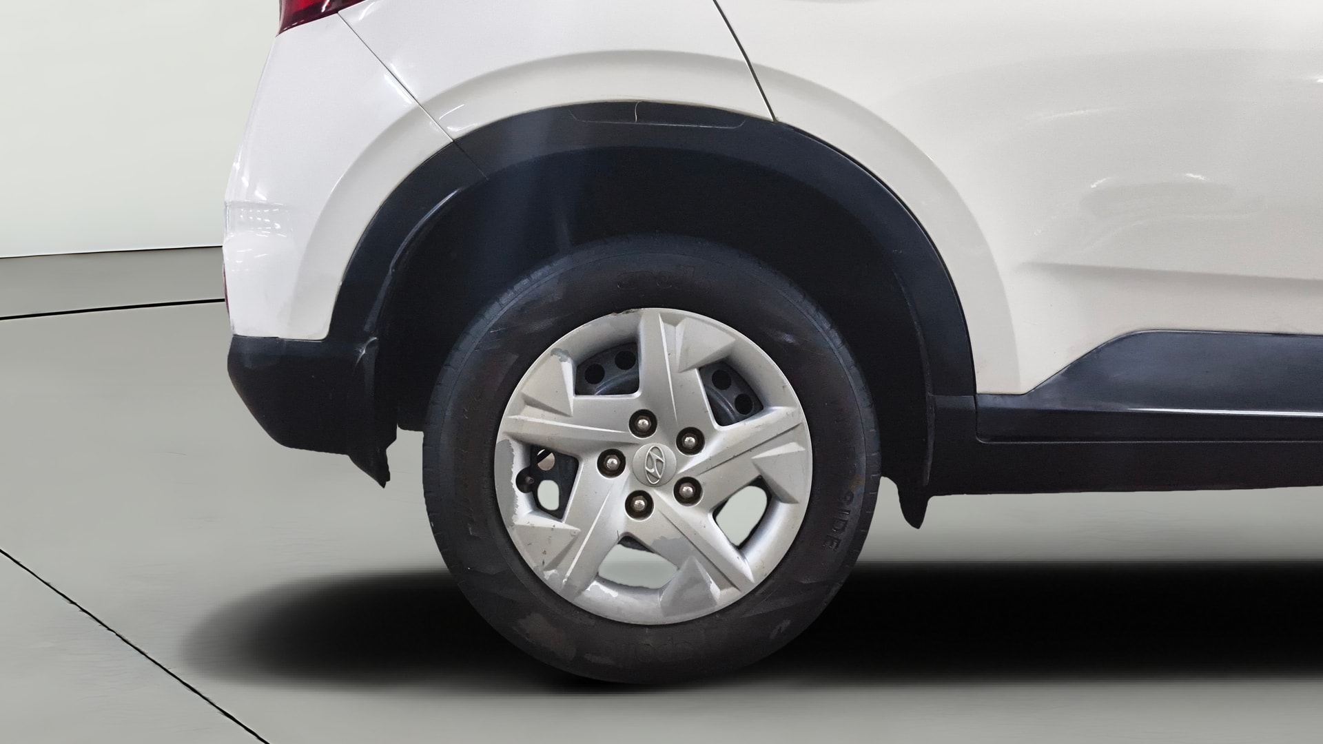 View 2019 Hyundai Venue E 1.2 Petrol BS IV Image 24 Used 2019 Hyundai Venue E 1.2 Petrol BS IV Image 24