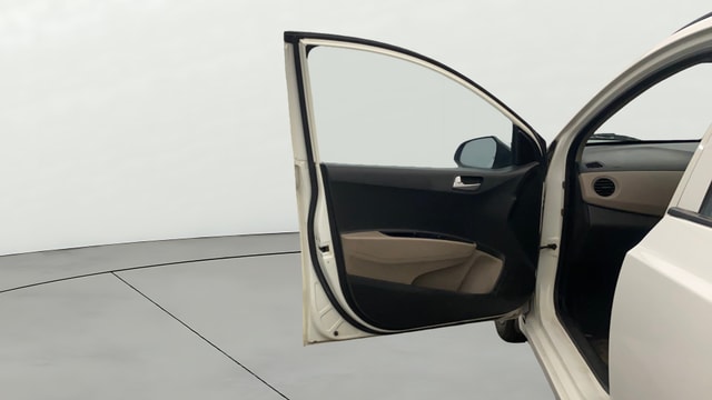 View Hyundai Grand i10 Image 31 Used Hyundai Grand i10 Image 31