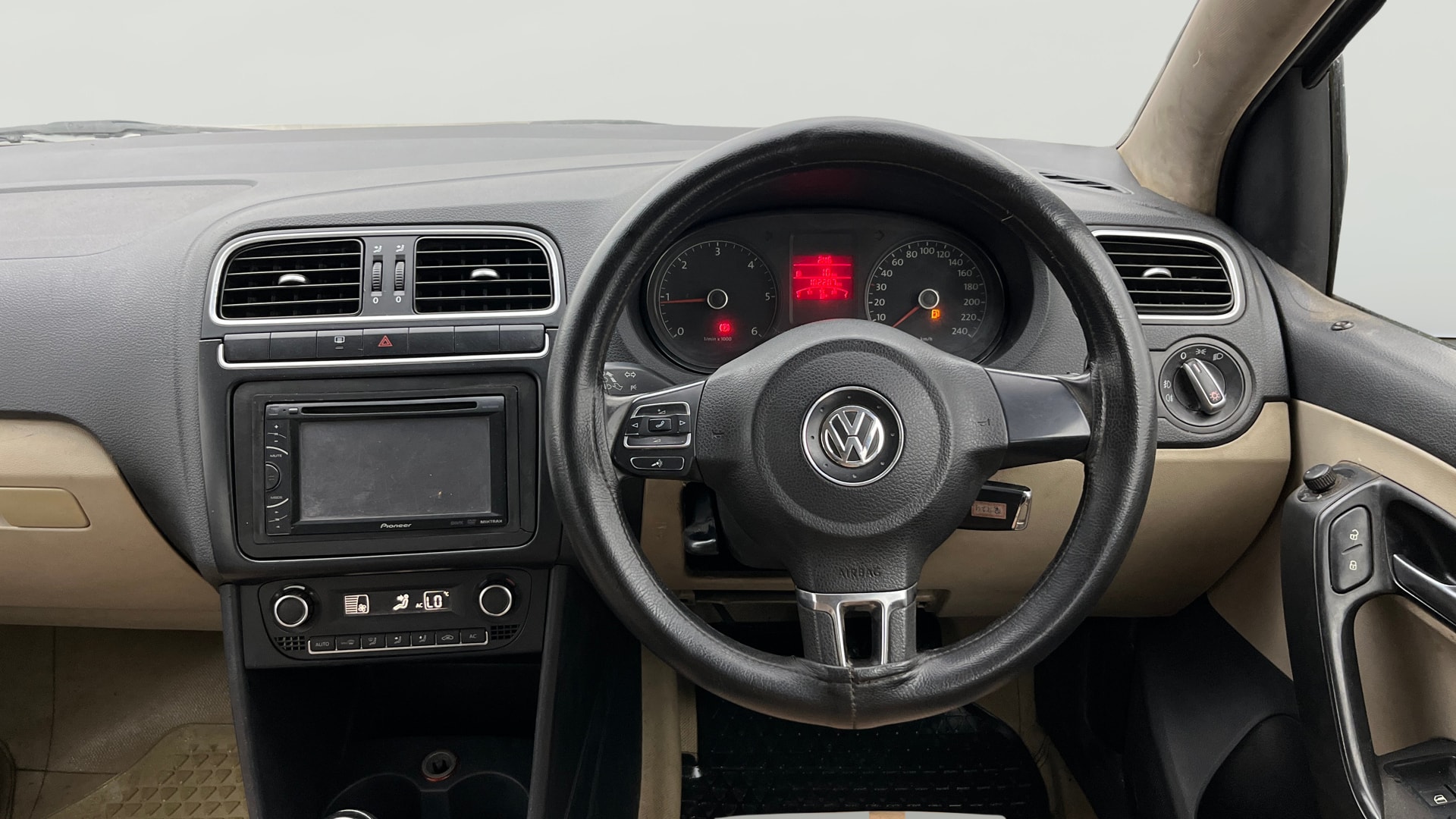 View 2013 Volkswagen Polo 1.2 Highline Diesel Image 20 Used 2013 Volkswagen Polo 1.2 Highline Diesel Image 20