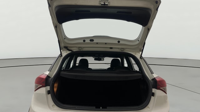 View Hyundai i20 Active Image 37 Used Hyundai i20 Active Image 37