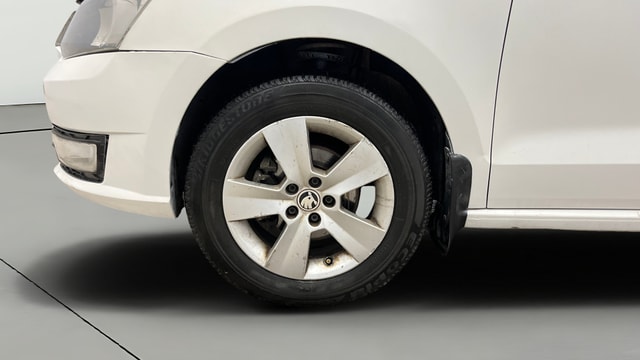 View Skoda Rapid Image 27 Used Skoda Rapid Image 27