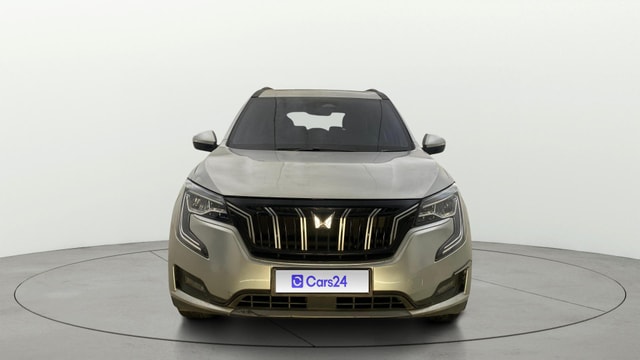 View Mahindra XUV700 Image 1 Used Mahindra XUV700 Image 1