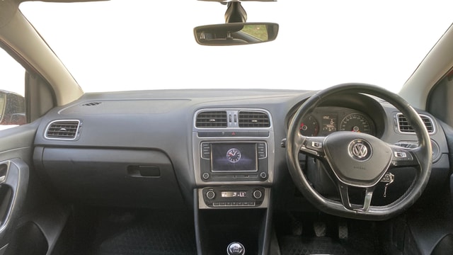 View Volkswagen Polo Image 16 Used Volkswagen Polo Image 16