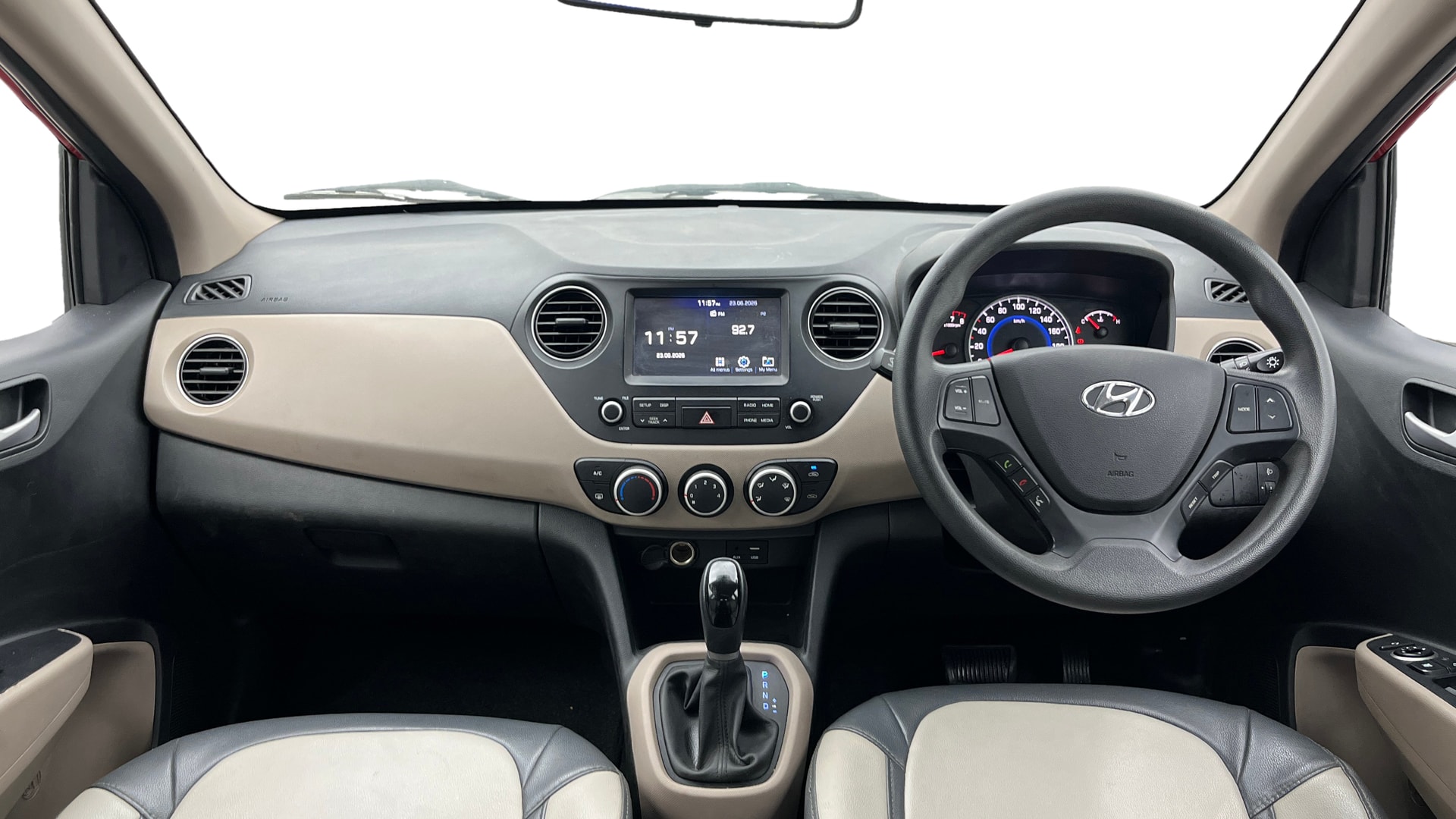 View 2017 Hyundai Grand i10 1.2 Sportz AT Petrol Image 15 Used 2017 Hyundai Grand i10 1.2 Sportz AT Petrol Image 15