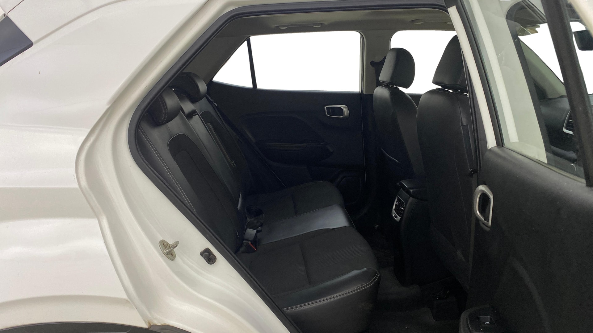 View 2019 Hyundai Venue E 1.2 Petrol BS IV Image 30 Used 2019 Hyundai Venue E 1.2 Petrol BS IV Image 30