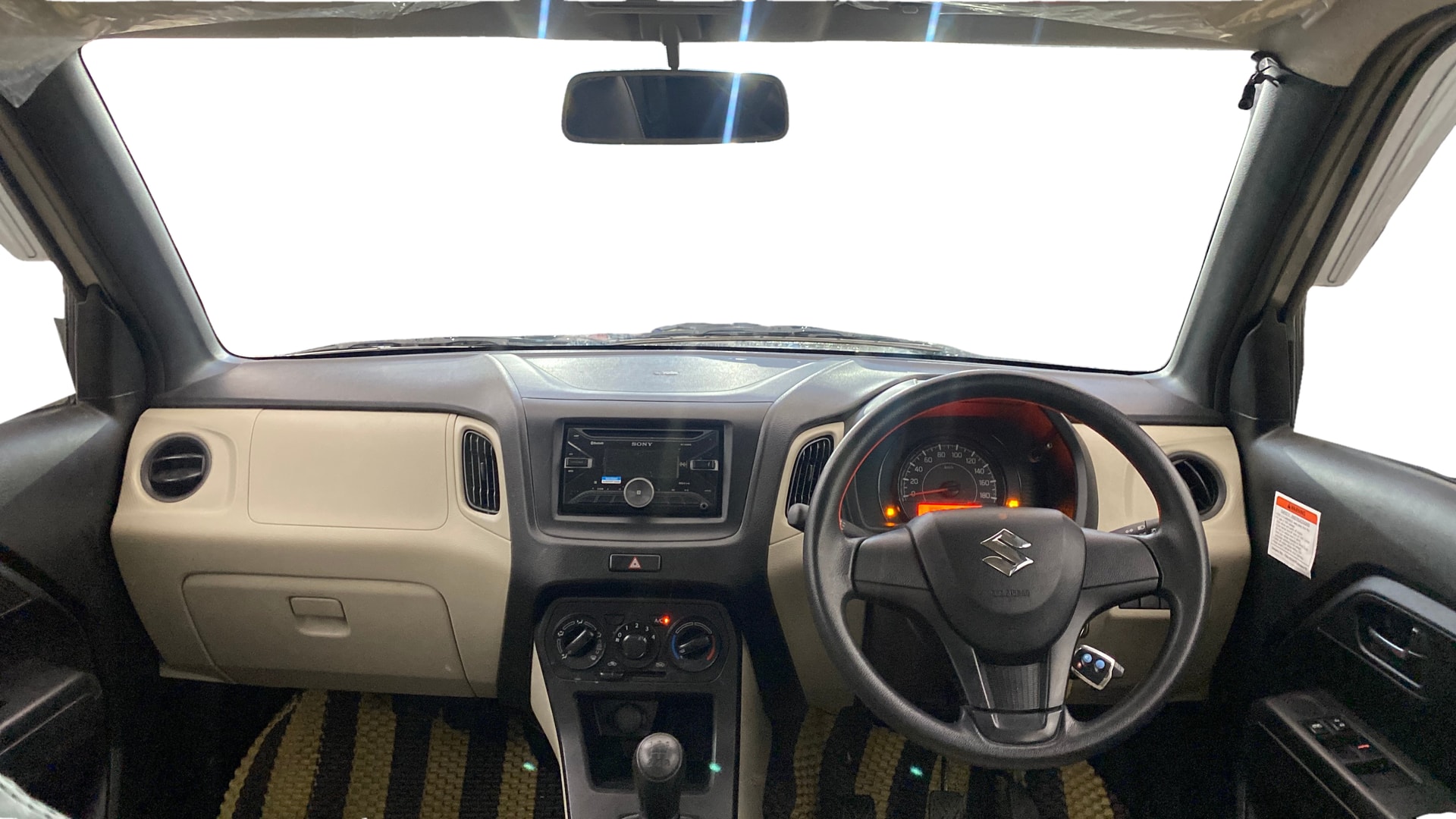 View 2021 Maruti Suzuki 1000 Base Variant Image 15 Used 2021 Maruti Suzuki 1000 Base Variant Image 15