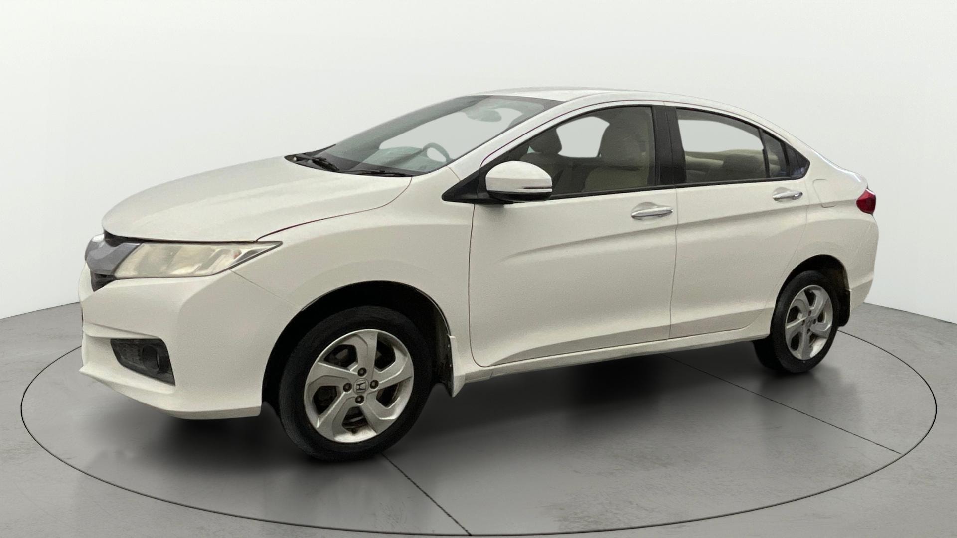 View 2015 Honda City ZX MT Diesel Anniversary Edition Image 22 Used 2015 Honda City ZX MT Diesel Anniversary Edition Image 22