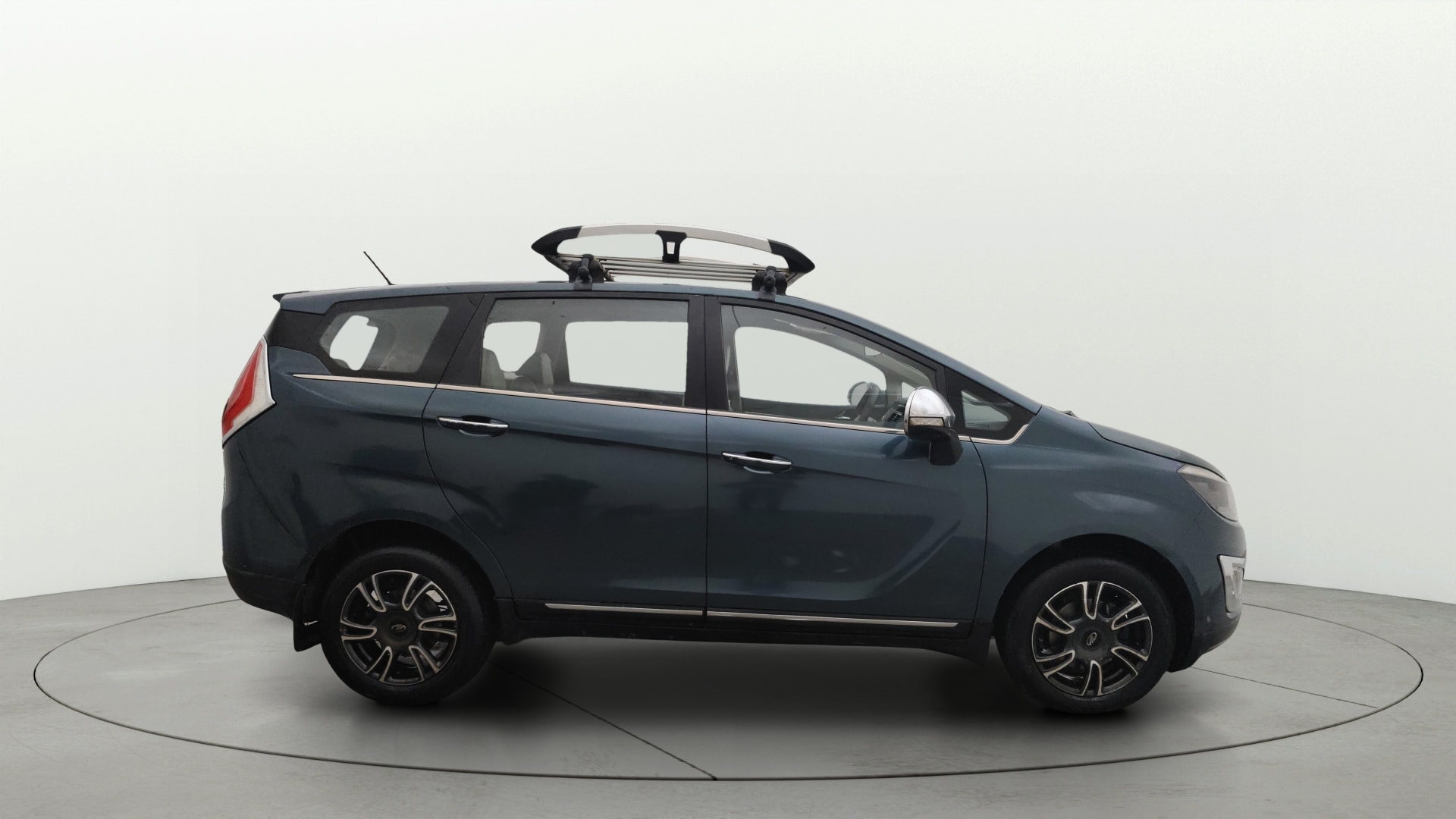 Used 2018 Mahindra Marazzo Used 2018 Mahindra Marazzo