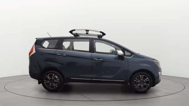 View Mahindra Marazzo Image 9 Used Mahindra Marazzo Image 9