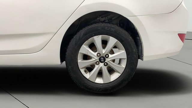 View Hyundai Verna Image 11 Used Hyundai Verna Image 11