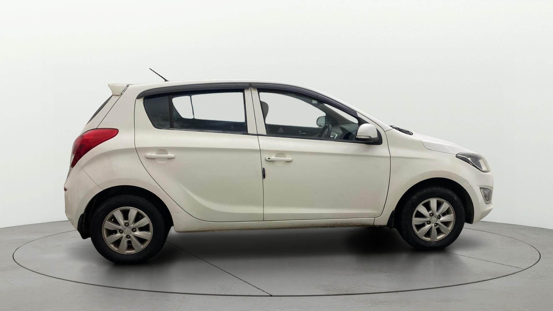 View 2014 Hyundai Elite i20 1.4 Era Diesel BS IV Image 8 Used 2014 Hyundai Elite i20 1.4 Era Diesel BS IV Image 8