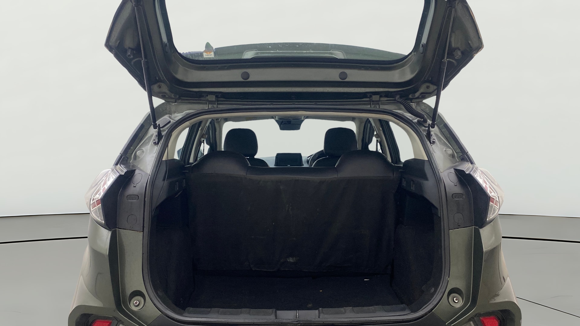 View 2023 Tata Nexon Revotron XE Image 38 Used 2023 Tata Nexon Revotron XE Image 38