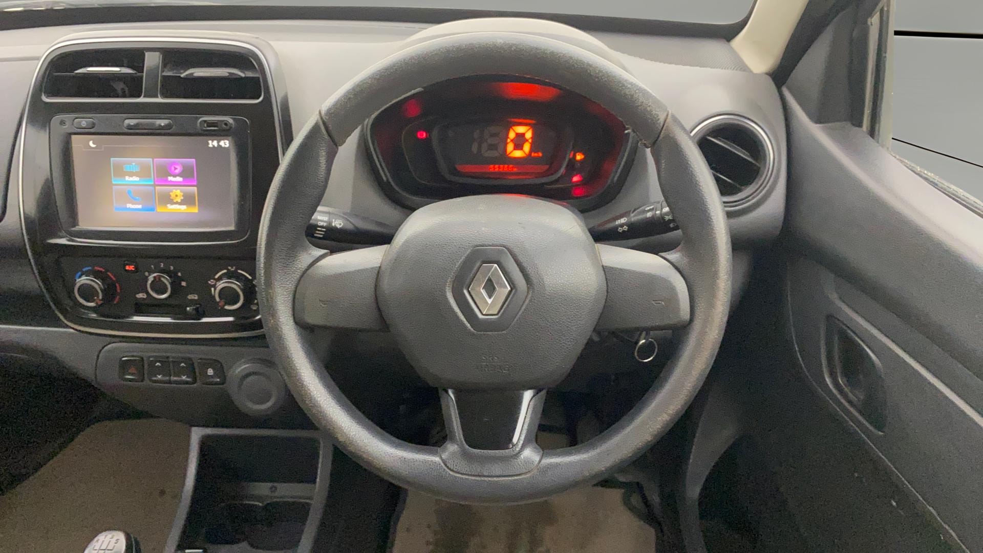 View 2016 Renault Kwid RXT 1.0 Image 20 Used 2016 Renault Kwid RXT 1.0 Image 20