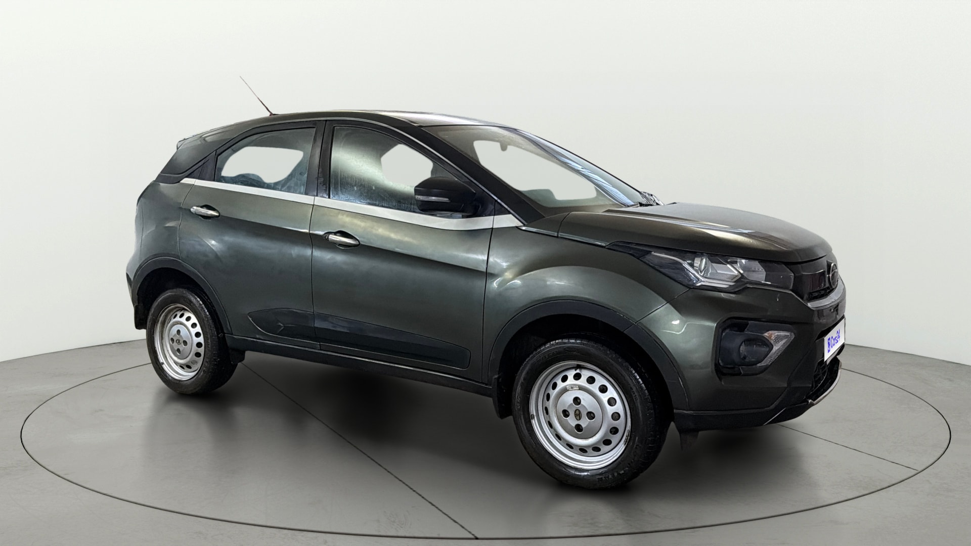 View 2022 Tata Nexon Revotron XE Image 36 Used 2022 Tata Nexon Revotron XE Image 36