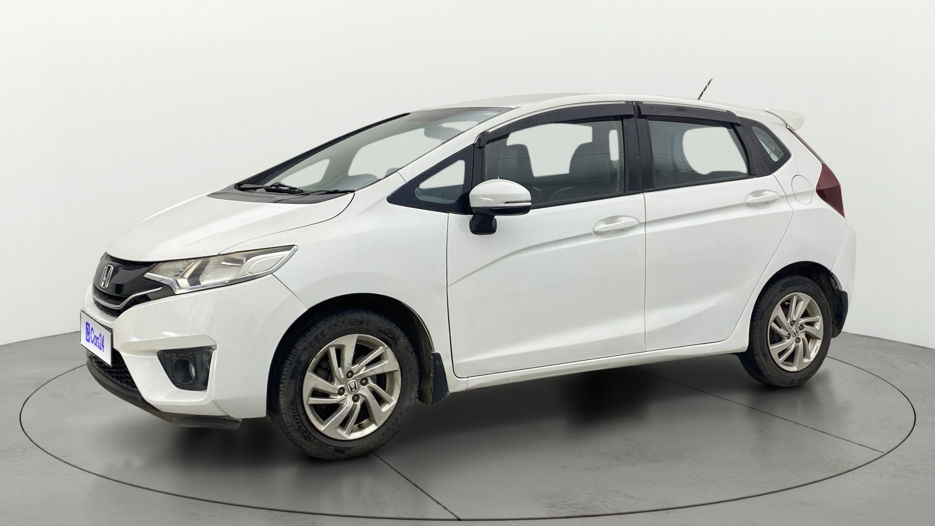 View 2016 Honda Jazz E MT Diesel Image 35 Used 2016 Honda Jazz E MT Diesel Image 35