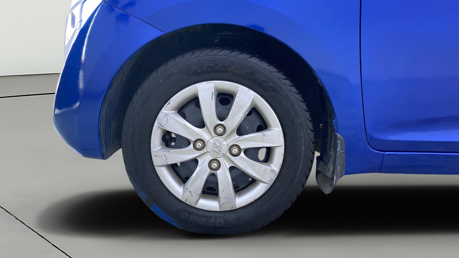 View 2013 Hyundai EON Magna Plus Image 27 Used 2013 Hyundai EON Magna Plus Image 27