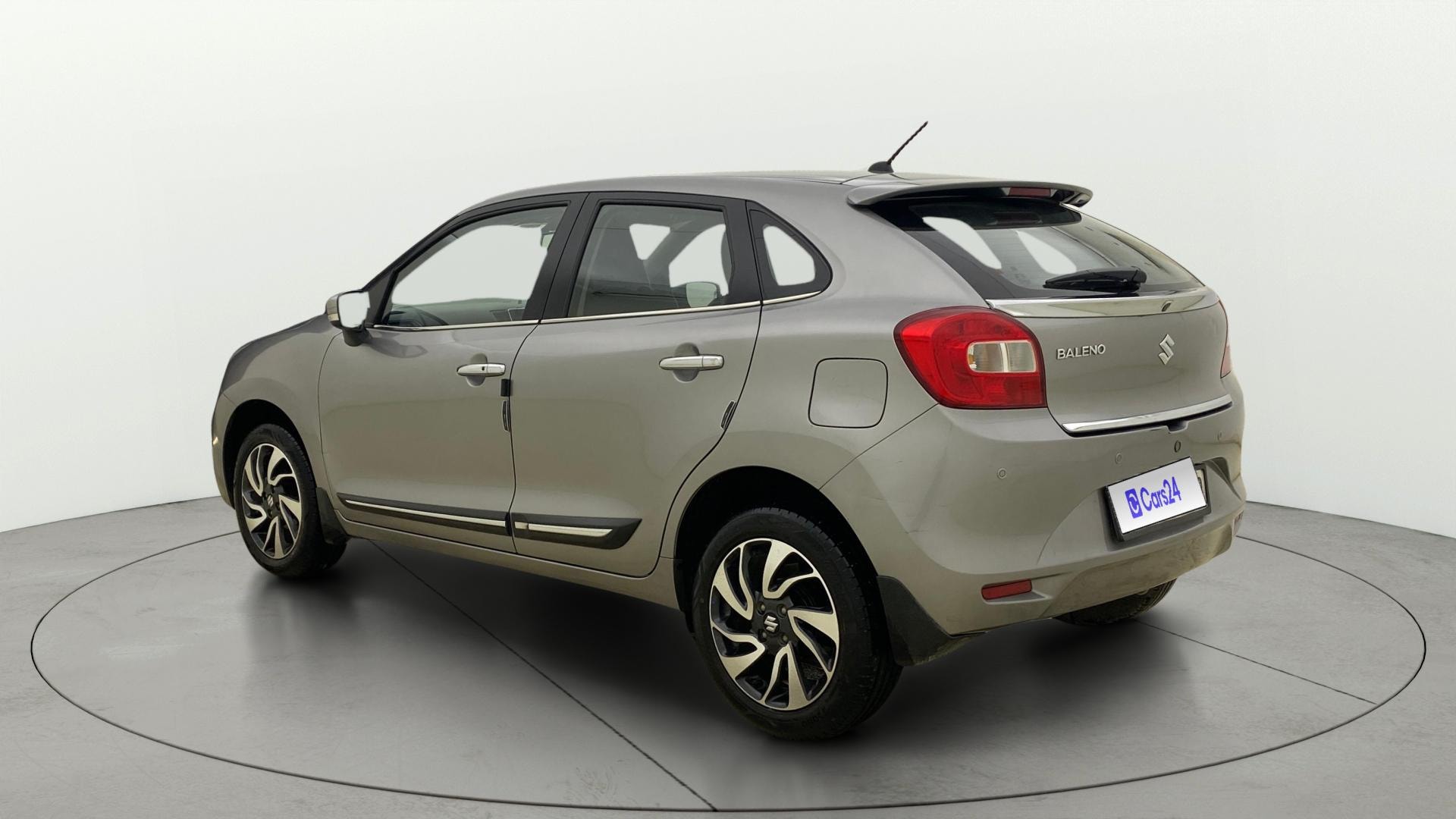 View 2020 Maruti Suzuki 1000 Base Variant Image 2 Used 2020 Maruti Suzuki 1000 Base Variant Image 2