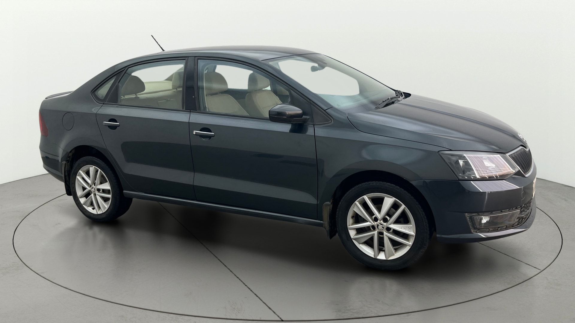 View 2017 Skoda Rapid 1.5 TDI CR Active BS IV Image 21 Used 2017 Skoda Rapid 1.5 TDI CR Active BS IV Image 21