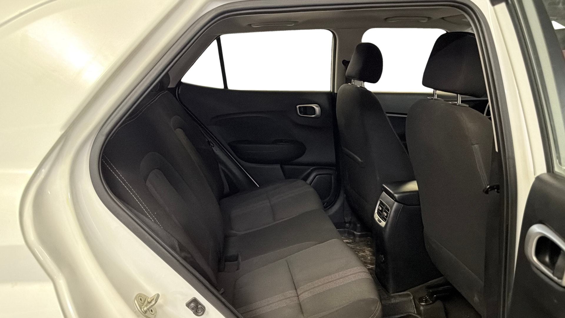 View 2021 Hyundai Venue SX Plus 1.0 Petrol AT Image 29 Used 2021 Hyundai Venue SX Plus 1.0 Petrol AT Image 29