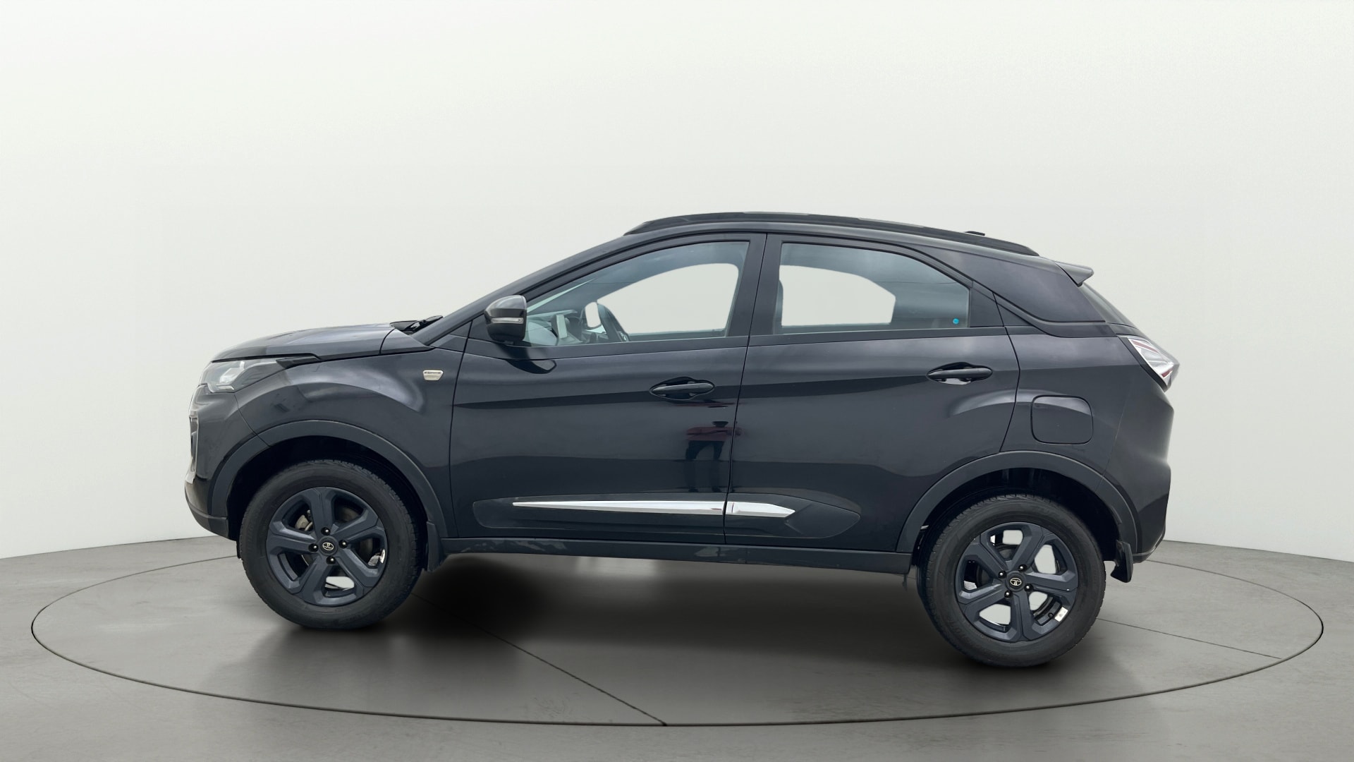 View 2022 Tata Nexon Revotron XE Image 27 Used 2022 Tata Nexon Revotron XE Image 27