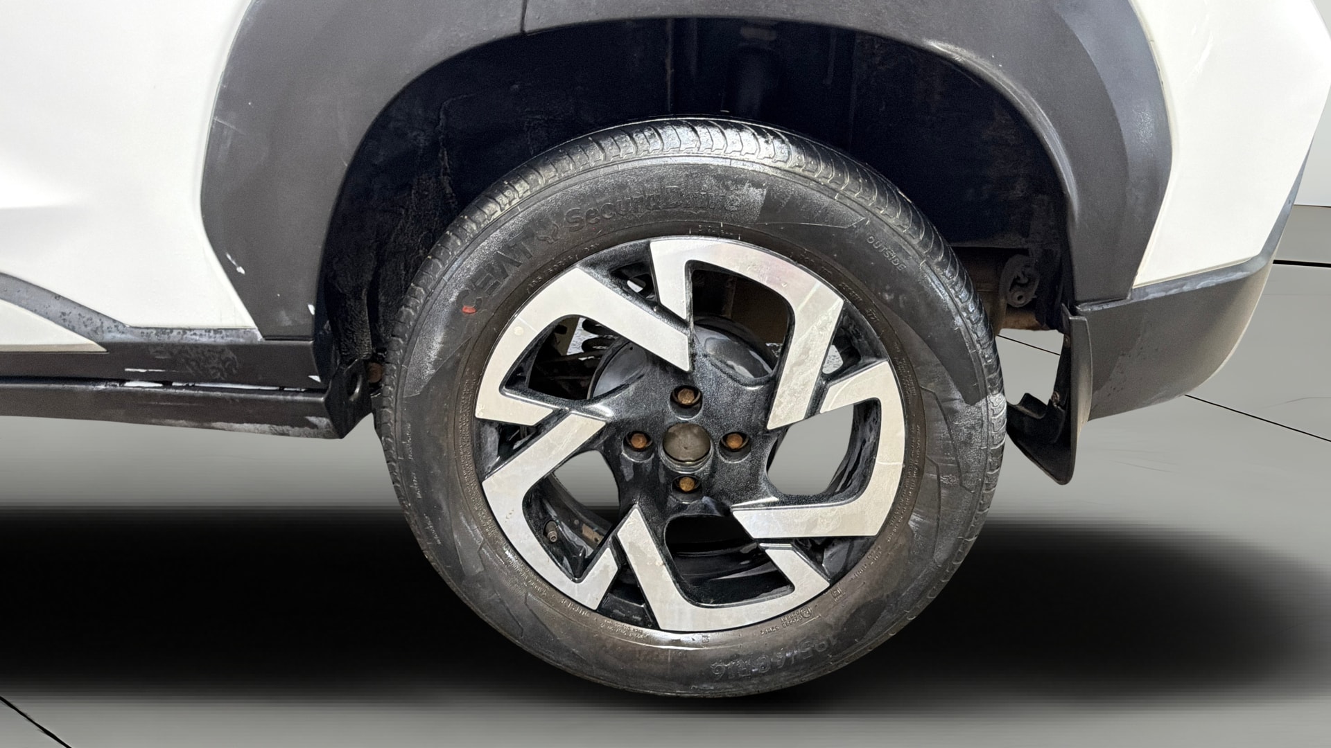 View 2022 Nissan Magnite XV Image 11 Used 2022 Nissan Magnite XV Image 11